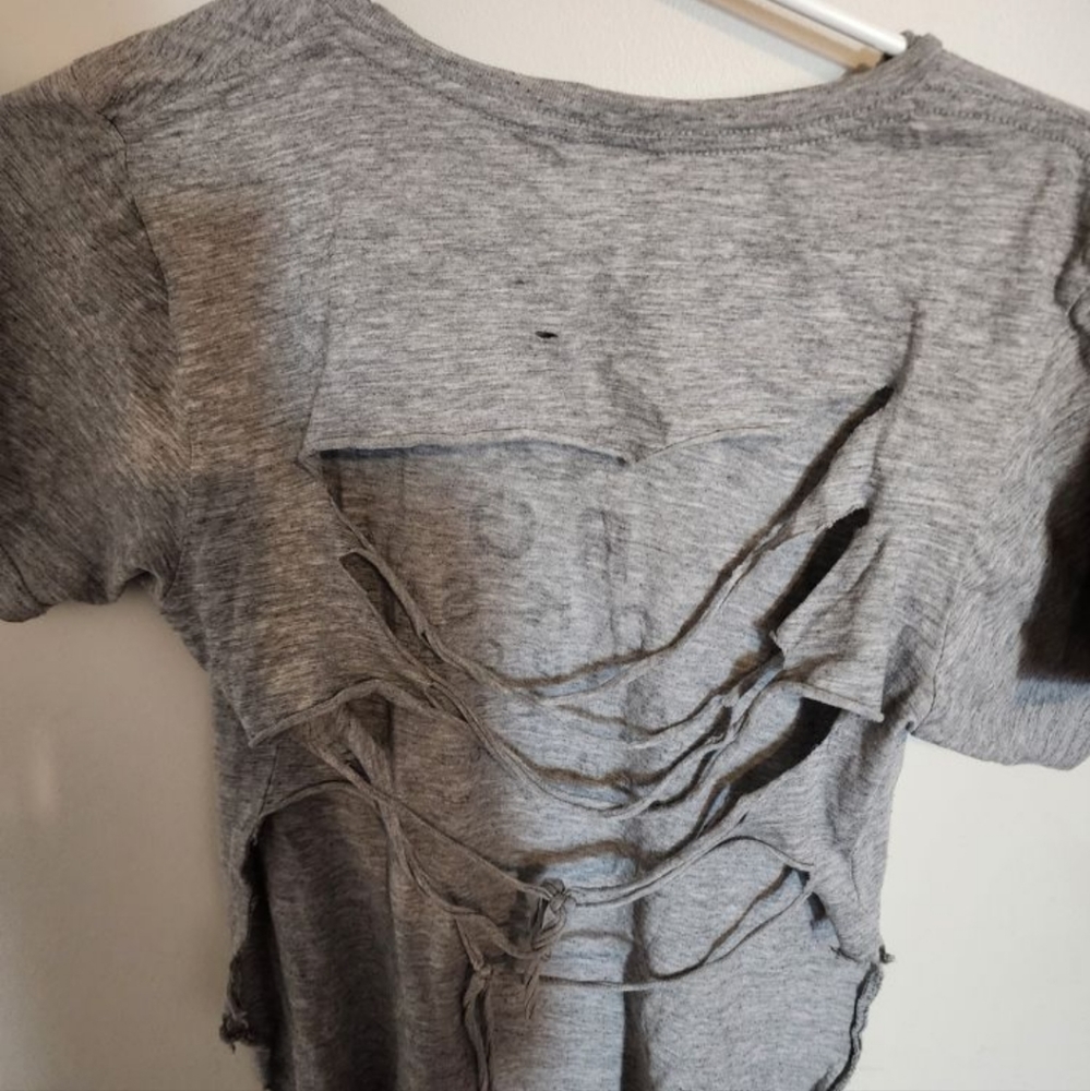 Crooks & Castles backless tee - Picture 2 of 2